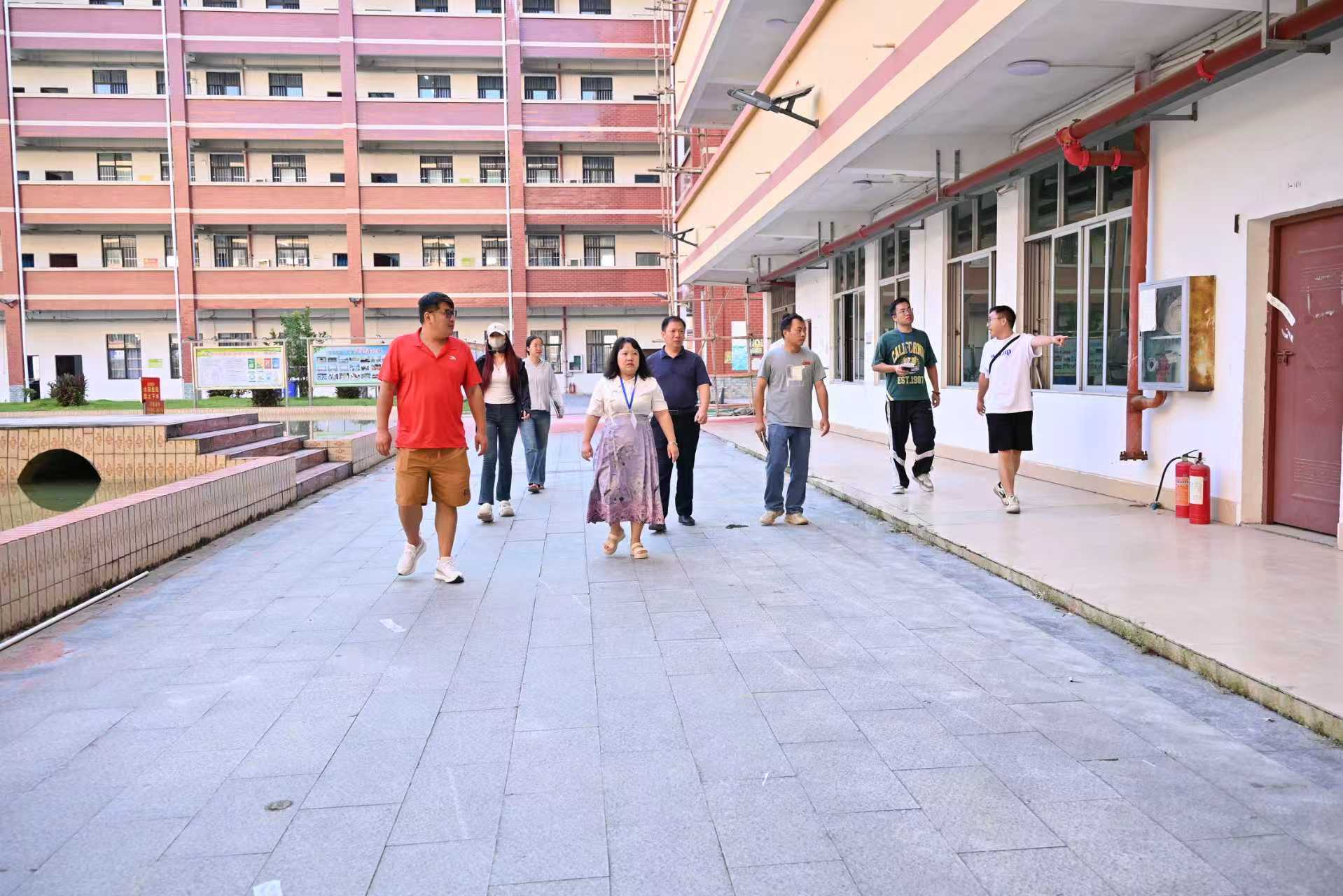 我校开展2025年秋季开学安全隐患排查